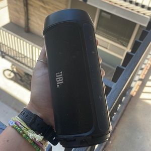 JBL Charge 2 Speaker